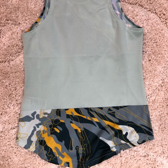Pearl Izumi Women's Summit Sleeveless Top xs NWT - Picture 3 of 4